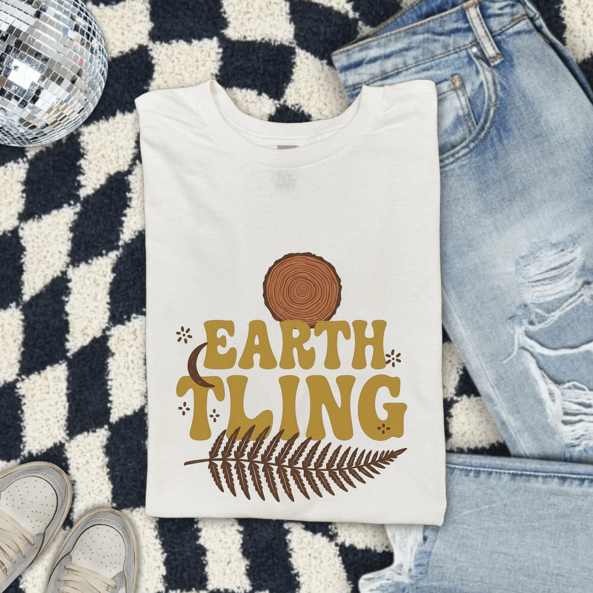 Earth Thing Tee – Retro Nature Graphic Tee – Tree Ring & Fern Shirt – Outdoorsy Gift