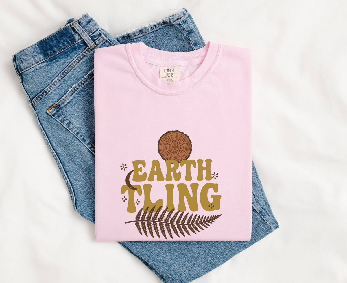 Earth Thing Tee – Retro Nature Graphic Tee – Tree Ring & Fern Shirt – Outdoorsy Gift
