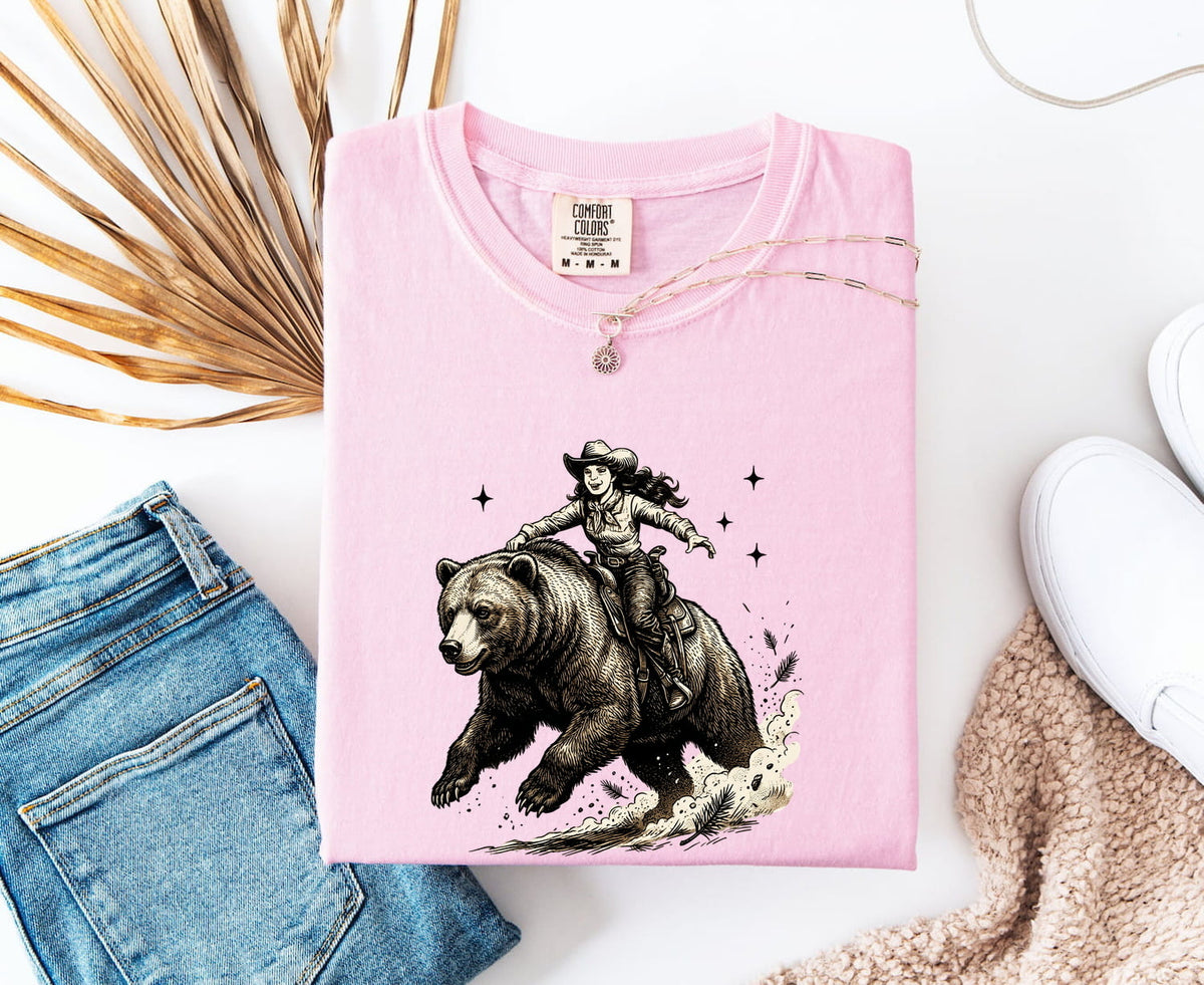 Grizzly Bear Tee – Vintage Wilderness Graphic Tee – Bear Lover Outdoor Gift