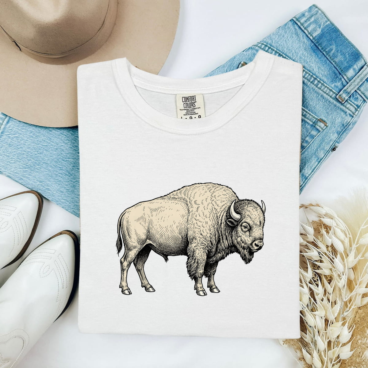 Bison Shirt, Vintage Buffalo Tee, Western Wildlife Tee