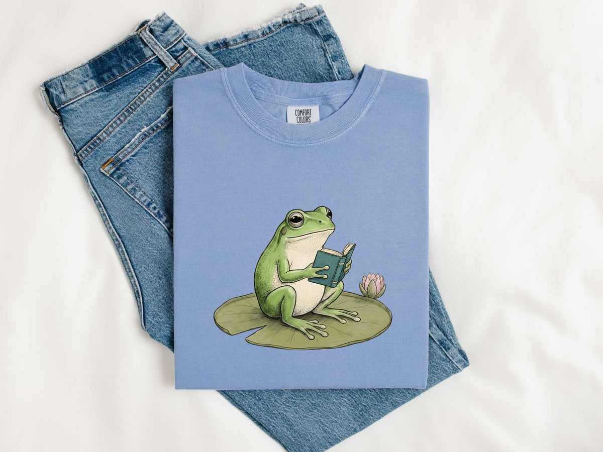 Cute Frog Shirt, Reading Frog Tee, Cottagecore Animal Tee