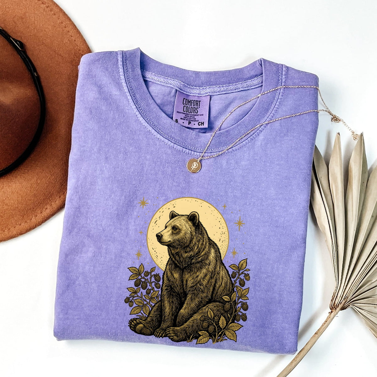Vintage Bear Shirt, Woodland Wildlife Tee, Nature Lover Gift