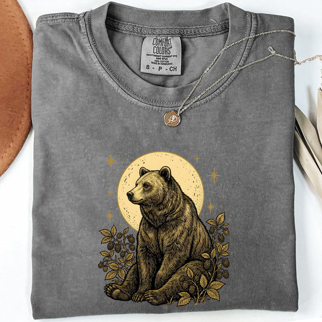 Vintage Bear Shirt, Woodland Wildlife Tee, Nature Lover Gift