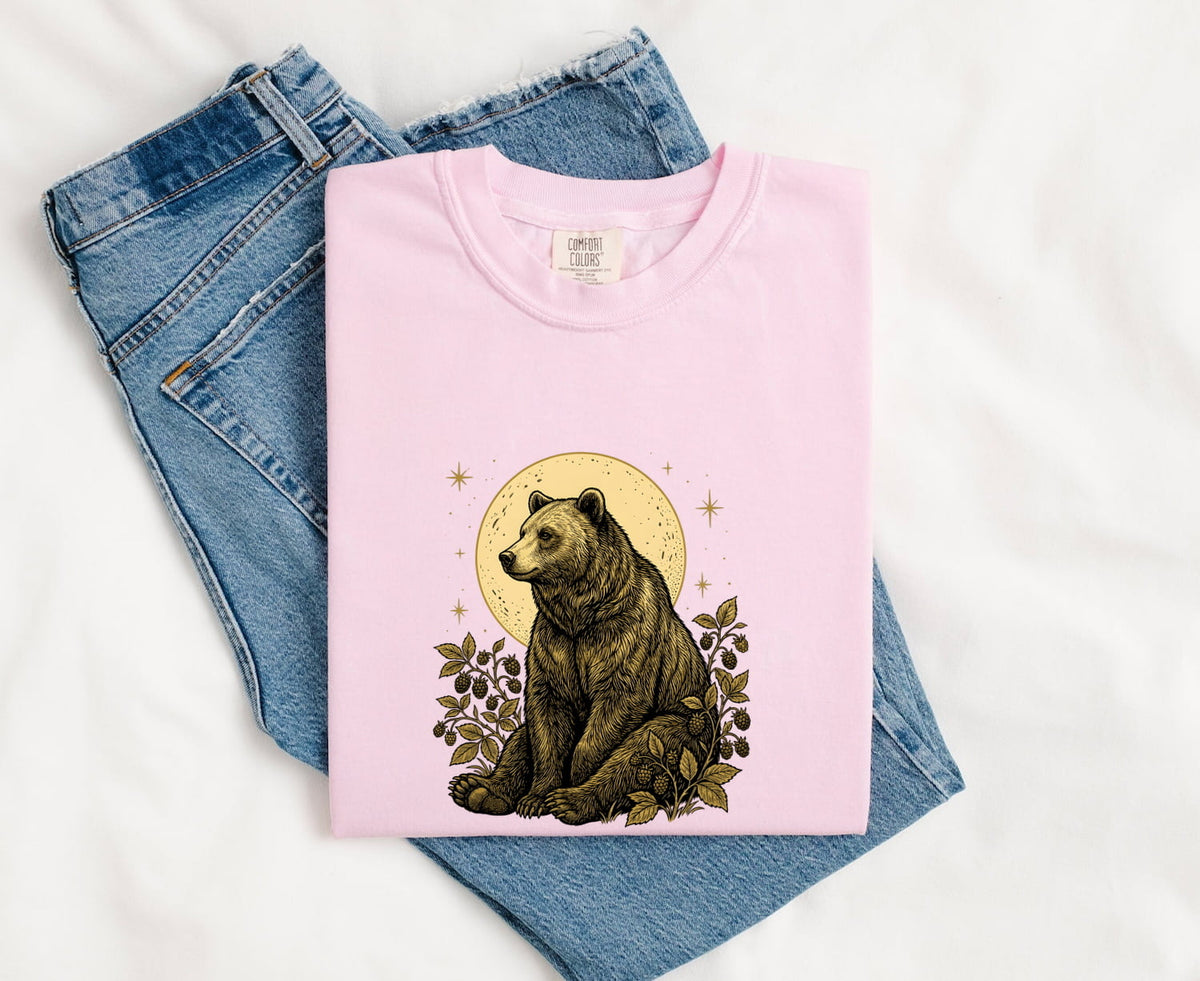 Vintage Bear Shirt, Woodland Wildlife Tee, Nature Lover Gift