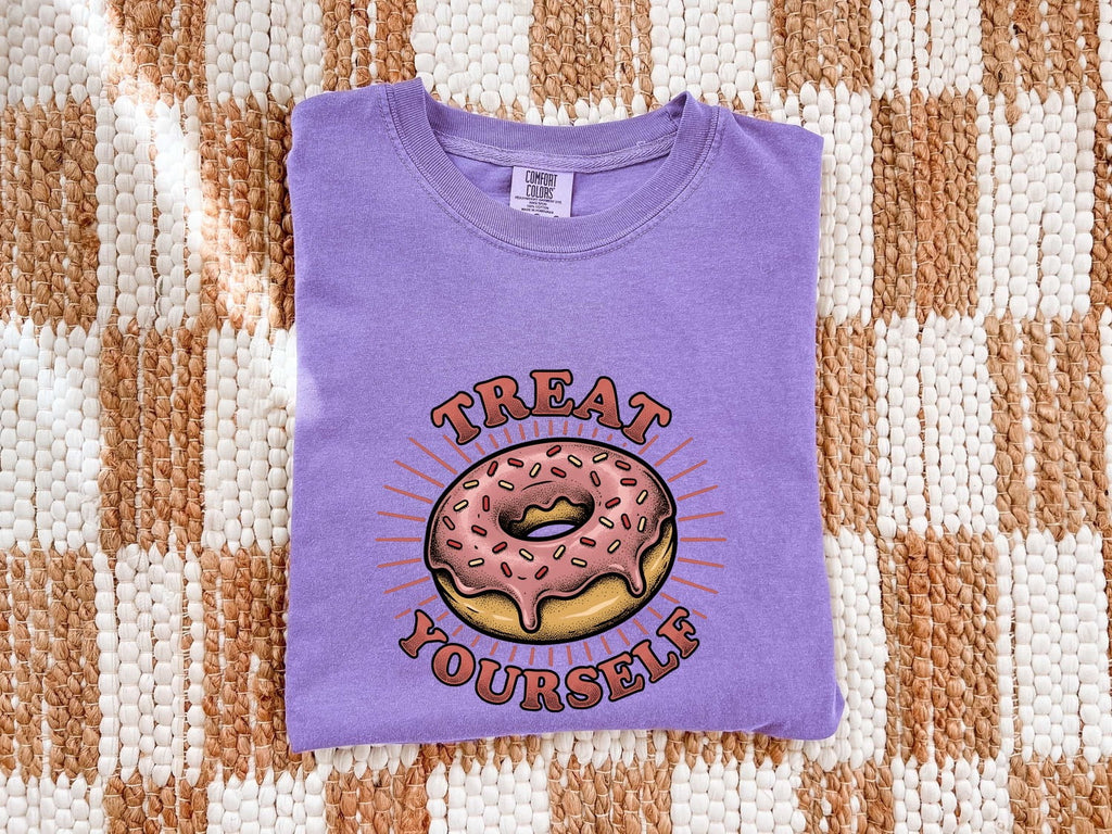Treat Yourself Donut Shirt, Funny Donut Tee, Sweet Treat Shirt, Bakery Lover Gift for Women