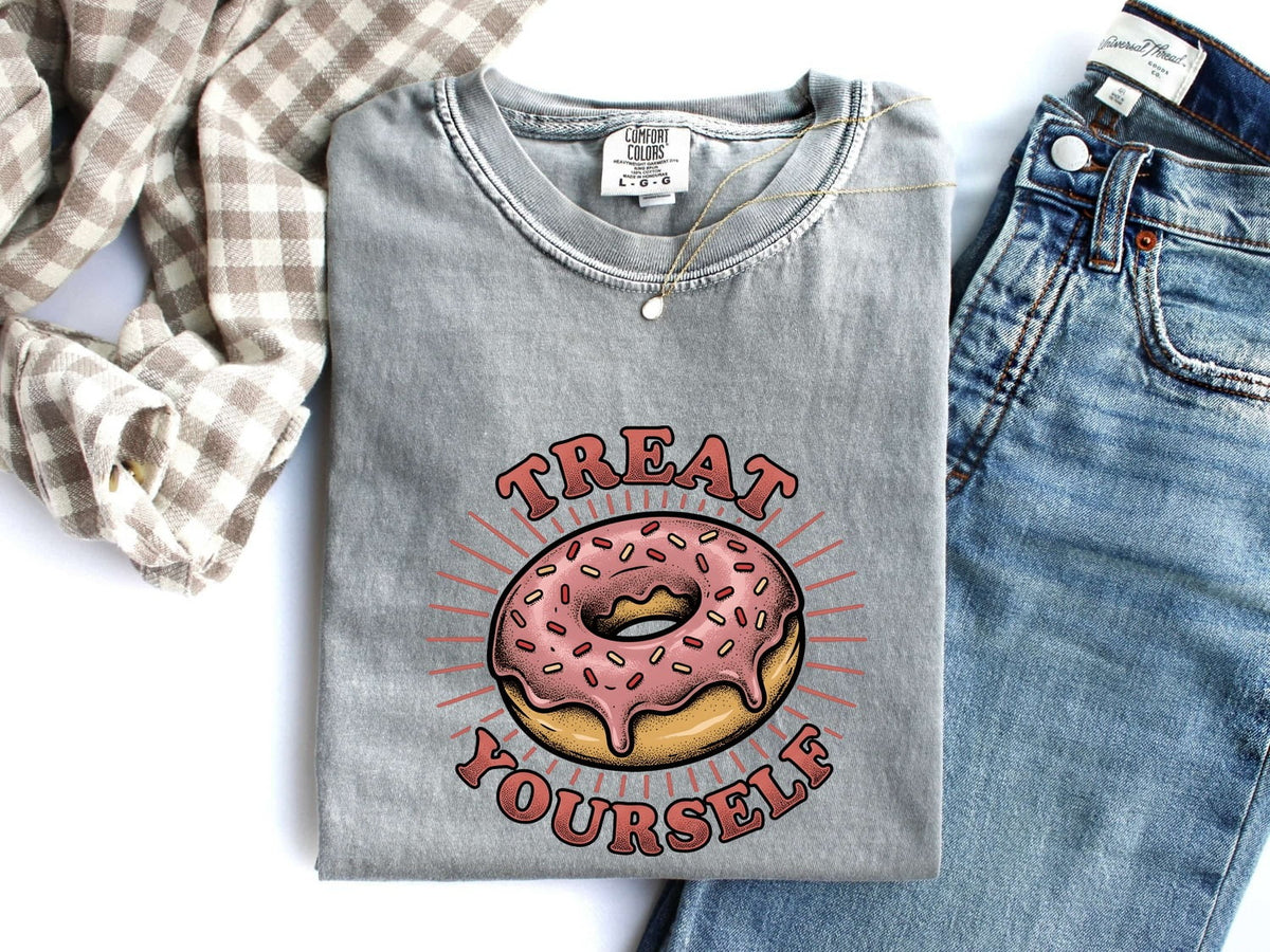 Treat Yourself Donut Shirt, Funny Donut Tee, Sweet Treat Shirt, Bakery Lover Gift for Women