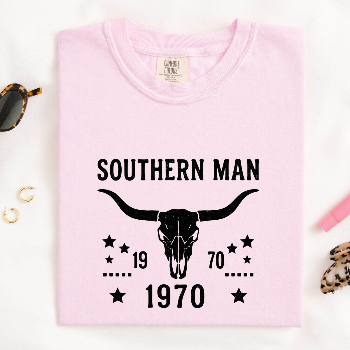 Southern Man Shirt, Western Bull Skull Tee, Vintage Cowboy Shirt, Country Western Gift, Rustic Ranch T-Shirt
