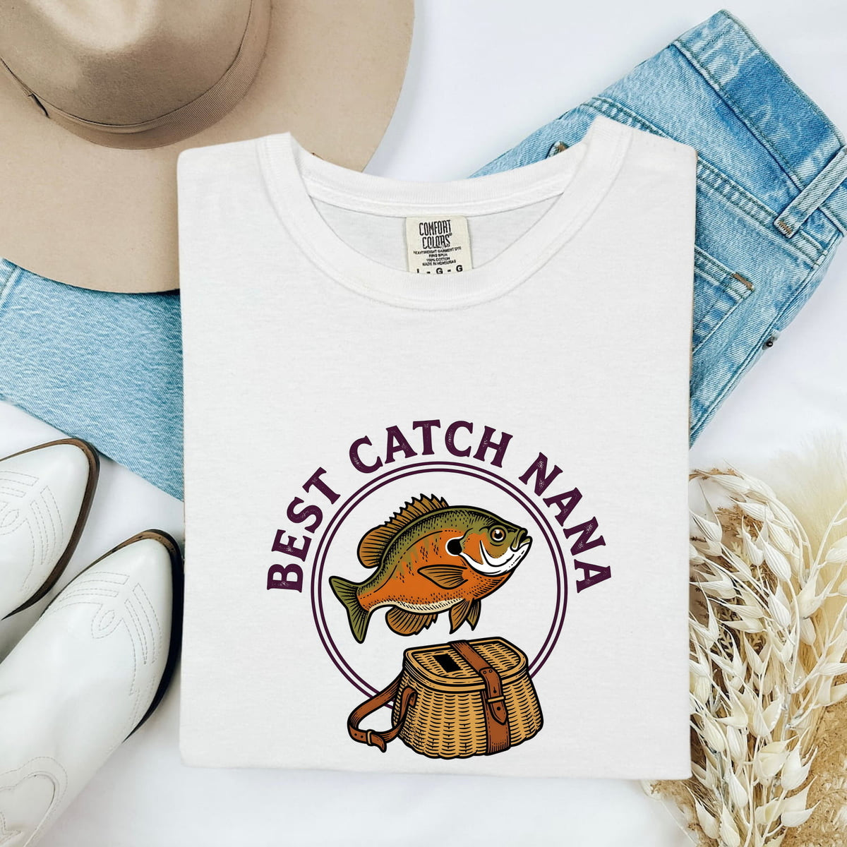 Best Catch Mama Shirt, Fishing Mom Tee, Fisherwoman Shirt, Lake Life Mom Shirt, Funny Fishing Gift for Women