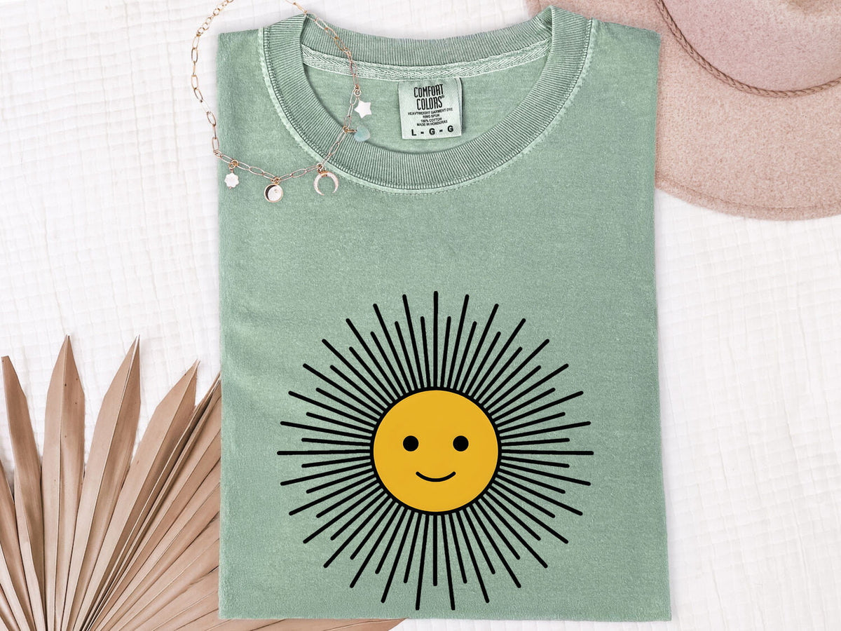 Happy Sun Shirt, Smiley Face Sunshine Tee, Cute Sun Graphic Shirt, Positive Vibes Tee, Happy Gift for Women