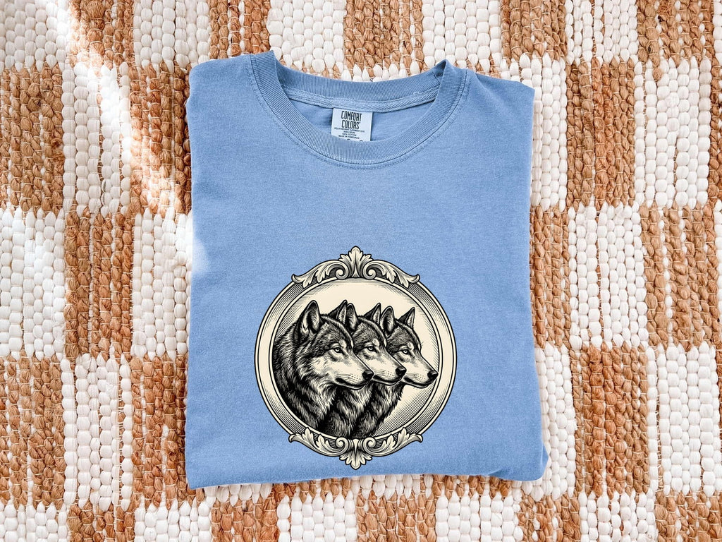 Wolf Pack Shirt, Vintage Wolf Graphic Tee, Three Wolves Shirt, Wildlife Lover Gift, Nature Shirt for Women