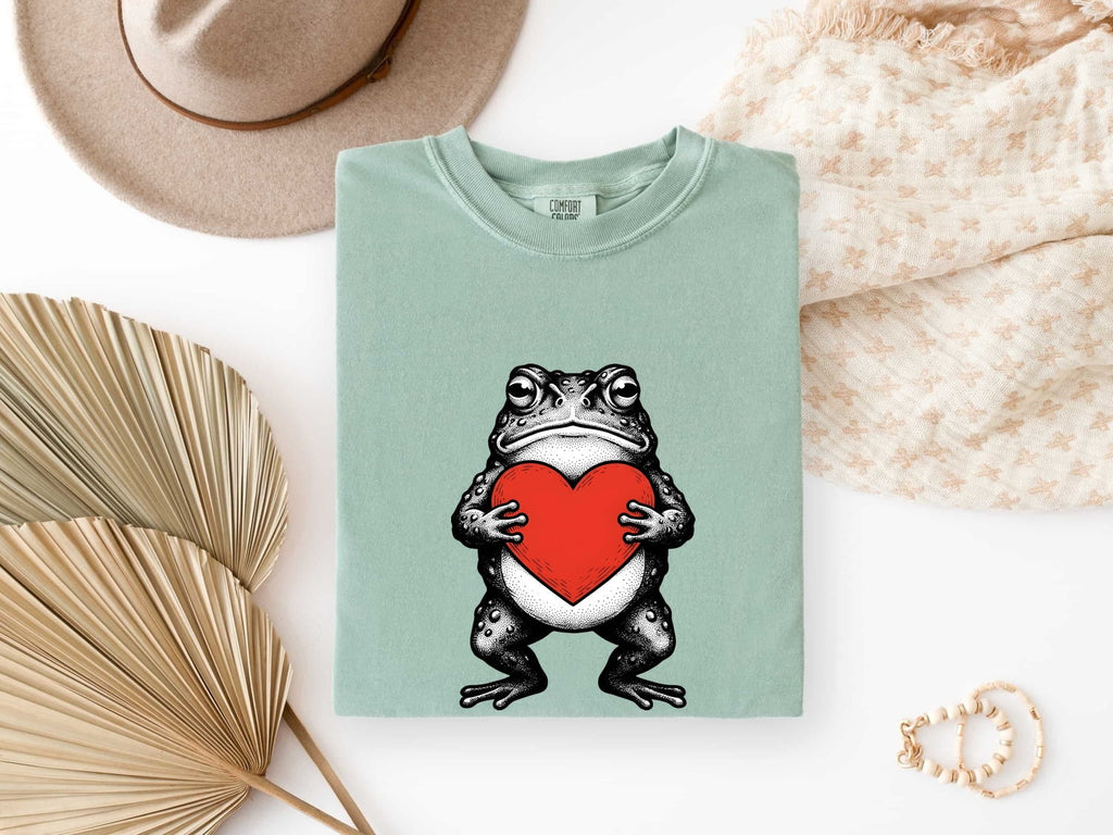Frog Love Shirt – Cute Frog Holding Heart Graphic Tee