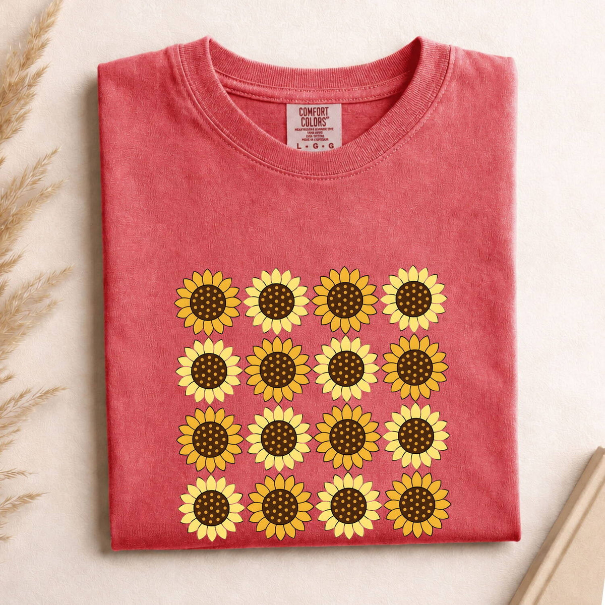 Retro Sunflower Shirt – Vintage Floral Graphic Tee