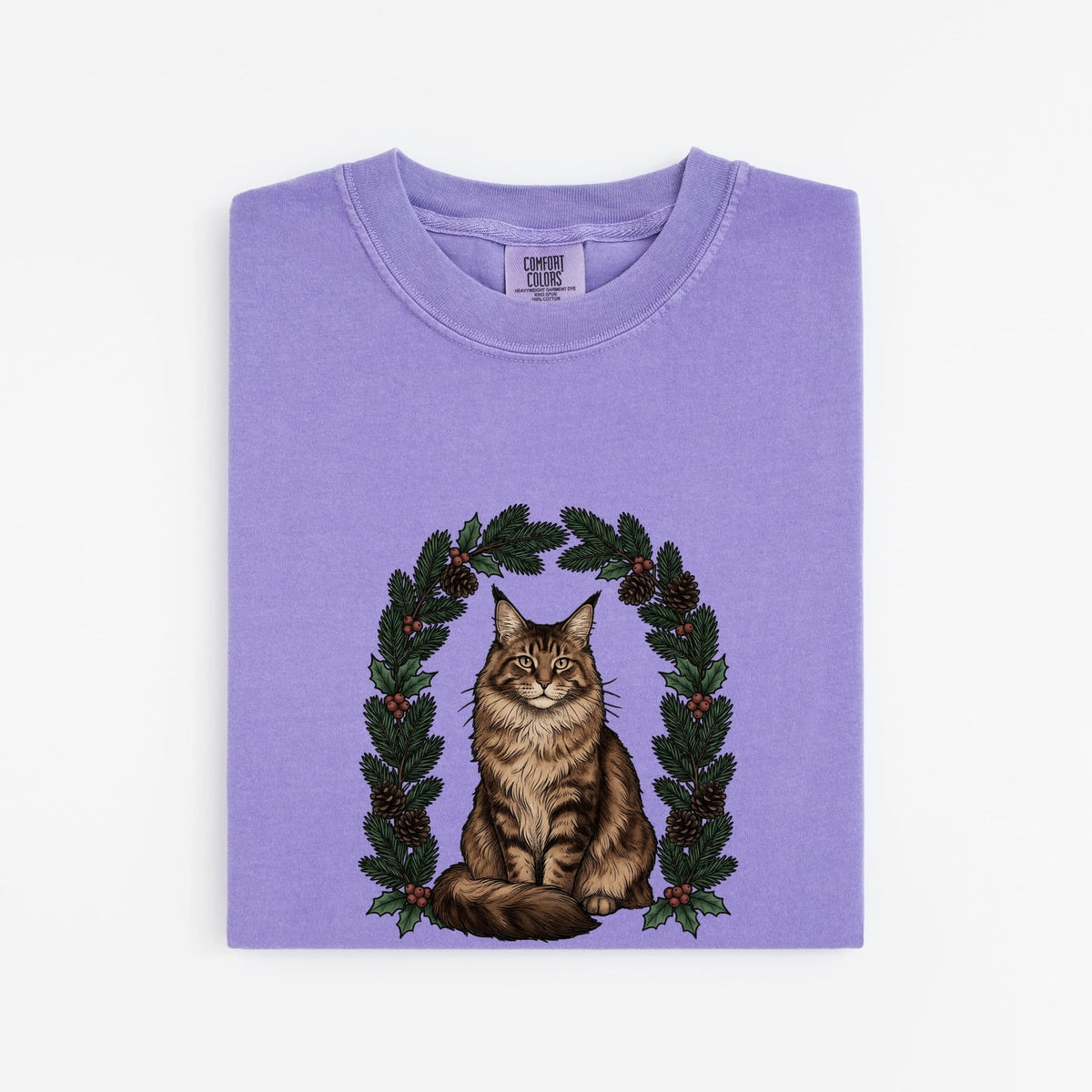 Maine Coon Christmas Shirt – Vintage Botanical Holiday Cat Tee