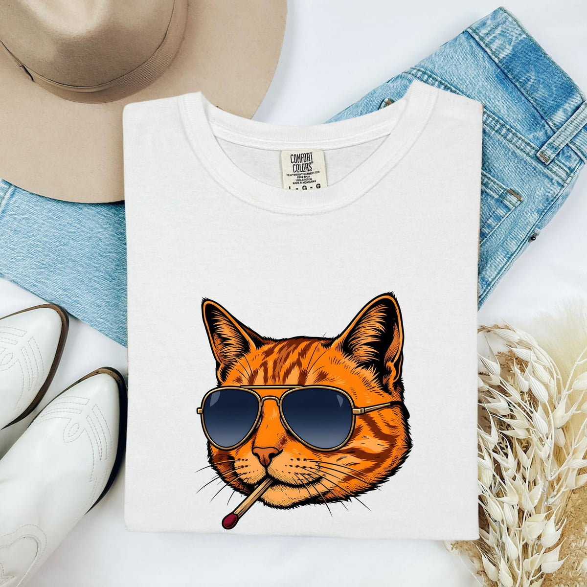 Cool Orange Tabby Cat Shirt – Funny Retro Sunglasses Graphic Tee